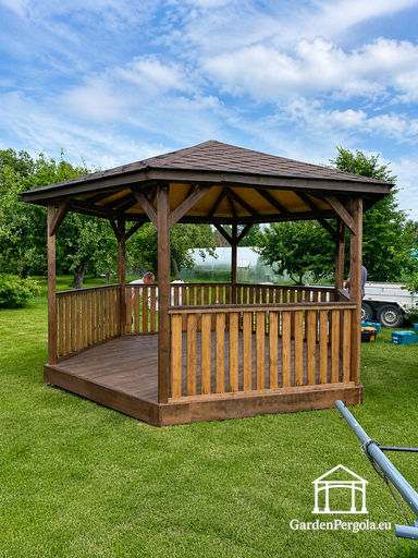 Kuuekandiline puidust aiamajake — Hubane aiamajake põranda ja kaetud katusega - garden gazebo pergola