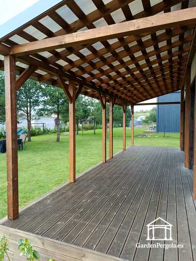 Looduslik 2,4 x 9 m puidust veranda ilma terrassita